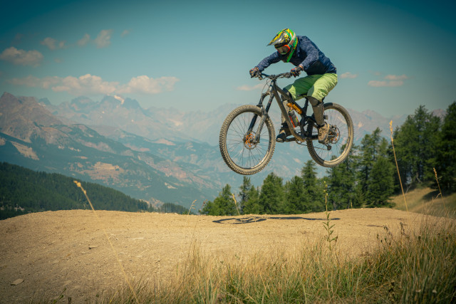 PASS ENDURO [Pacchetto MTB Giorno + Navetta]