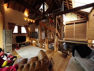 Labeled apartment
