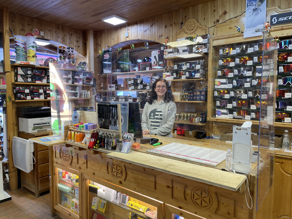 photo_7.jpeg photo_7.jpeg