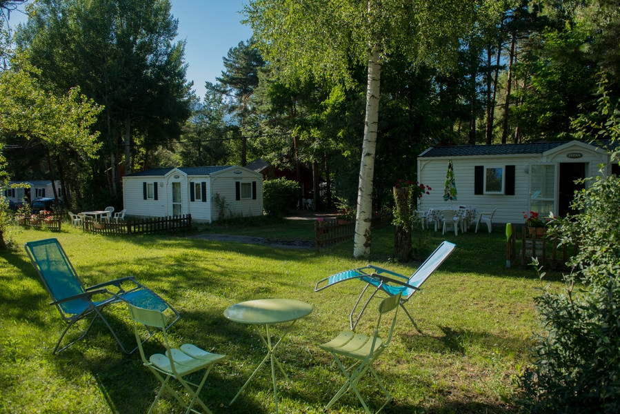 Intérieur camping en été