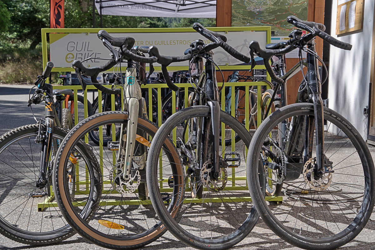 Guil-e-bike - Location de vélos_Eygliers - © @Guilebike Guil-e-bike - Location de vélos_Eygliers