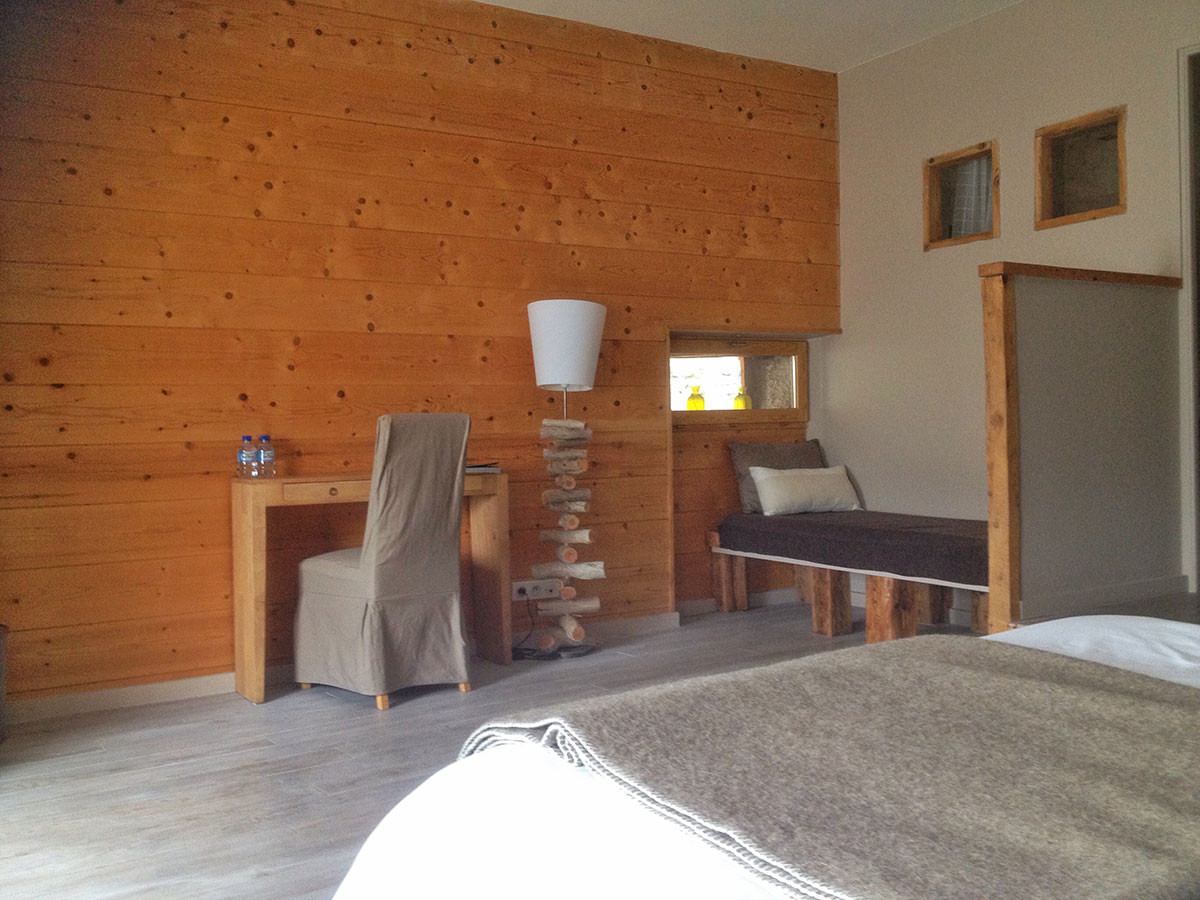Intérieur d’une chambre, lit double Intérieur d’une chambre, lit double