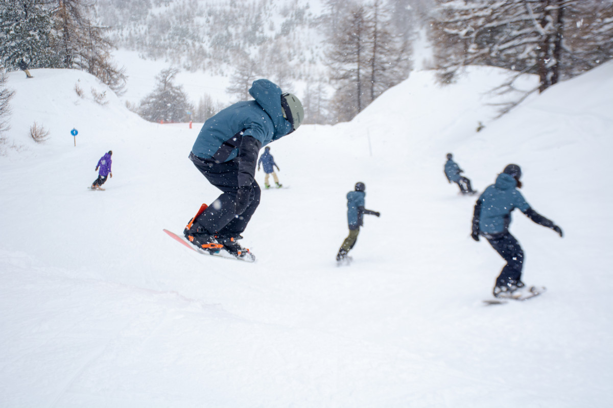 we snowboard school