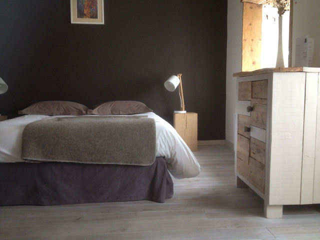 Intérieur d’une chambre, lit double Intérieur d’une chambre, lit double