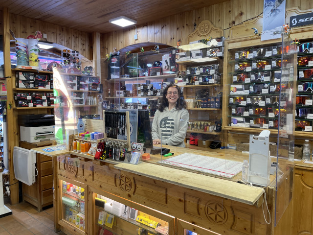 photo_7.jpeg photo_7.jpeg