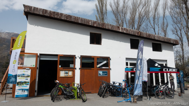 Guil-e-bike - Location de vélos_Eygliers - © @Guilebike Guil-e-bike - Location de vélos_Eygliers