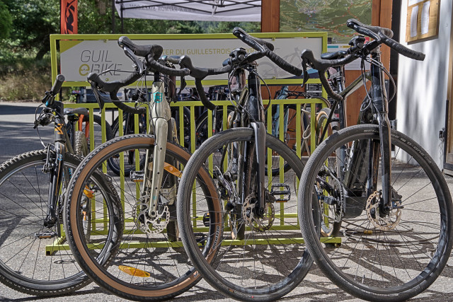 Guil-e-bike - Location de vélos_Eygliers - © @Guilebike Guil-e-bike - Location de vélos_Eygliers