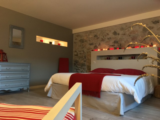 ndzv0461-retouchet-15553 ndzv0461-retouchet-15553