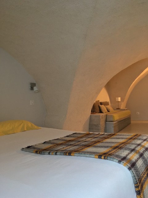 ocyc4379-retouchet-15554 ocyc4379-retouchet-15554