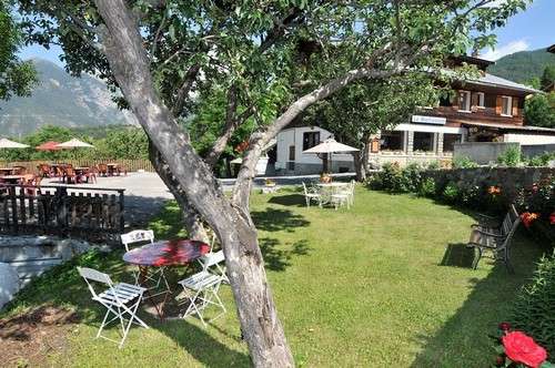 risoul-hebergement-auberge-rochasson-jardin-301 risoul-hebergement-auberge-rochasson-jardin-301