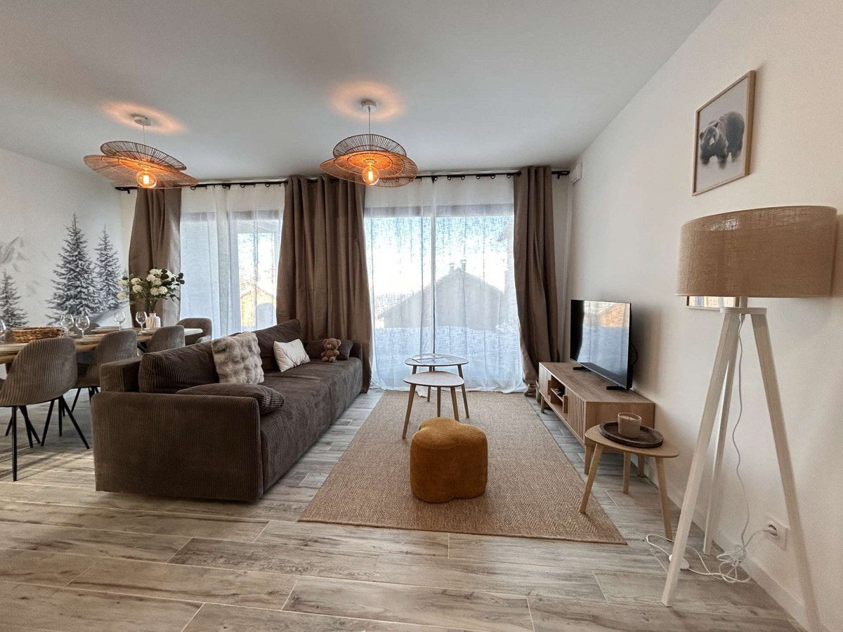 _clients_210560001_photos_23727k_3024525