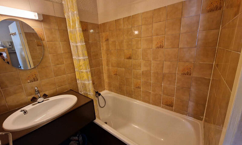 _ws-photos_FRANCE_risoul_residences_residence-le-diamant-maeva-home_studio-coin-cabine-au-pied-des-pistes-4-personnes-budget_2_3637359 _ws-photos_FRANCE_risoul_residences_residence-le-diamant-maeva-home_studio-coin-cabine-au-pied-des-pistes-4-personnes-budget_2_3637359