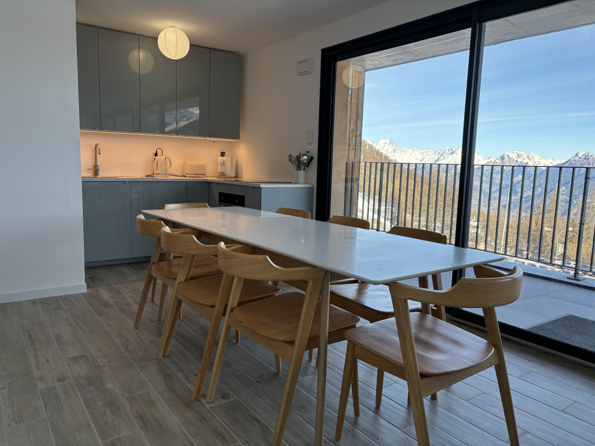  Les terrasses de Risoul A8 Coin repas