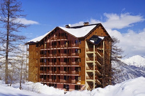 risoul-hebergement-cassiopee-vue-ext-hiver-ml-6989