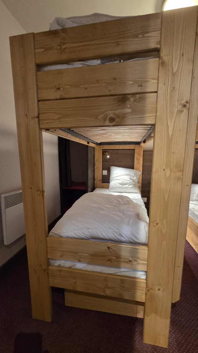 risoul-hebergement-deneb22-chambre-litsupp-2499965 risoul-hebergement-deneb22-chambre-litsupp-2499965