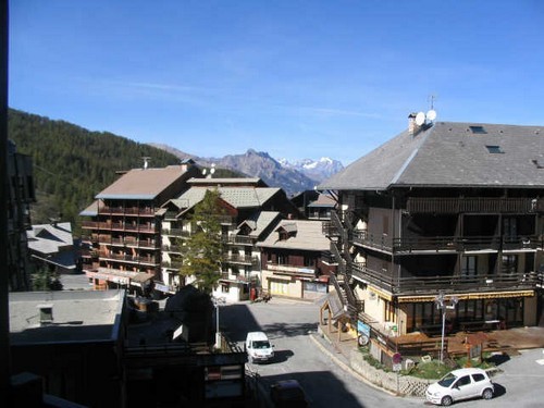 risoul-hebergement-florins-vue-balcon-3156