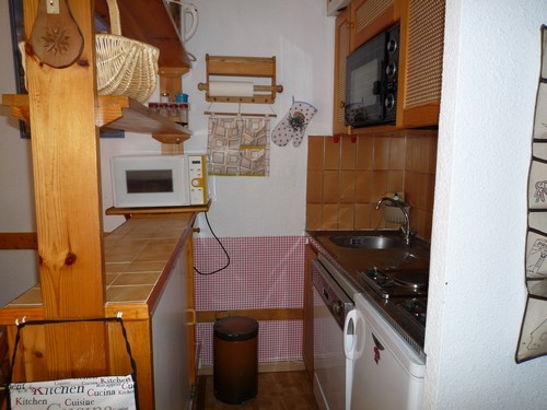 risoul_accommodation_icardo_kitchen_251
