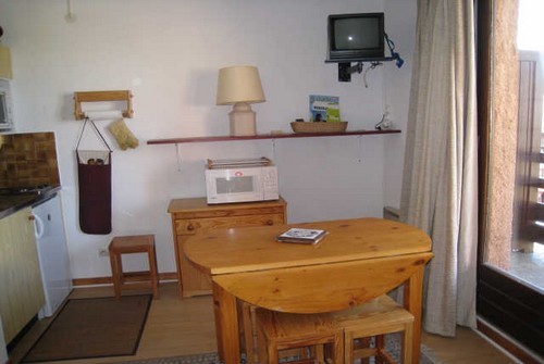 risoul-hebergement-urbania-chabrieres-coin-cuisine-984