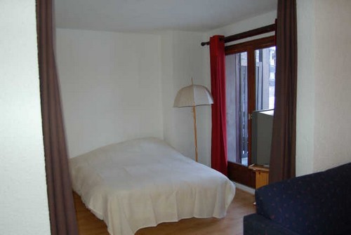 risoul-hebergement-urbania-melezet-16g-sejour-1-1482