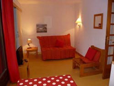 risoul-herbergement-salon-florins431-urbania-4042