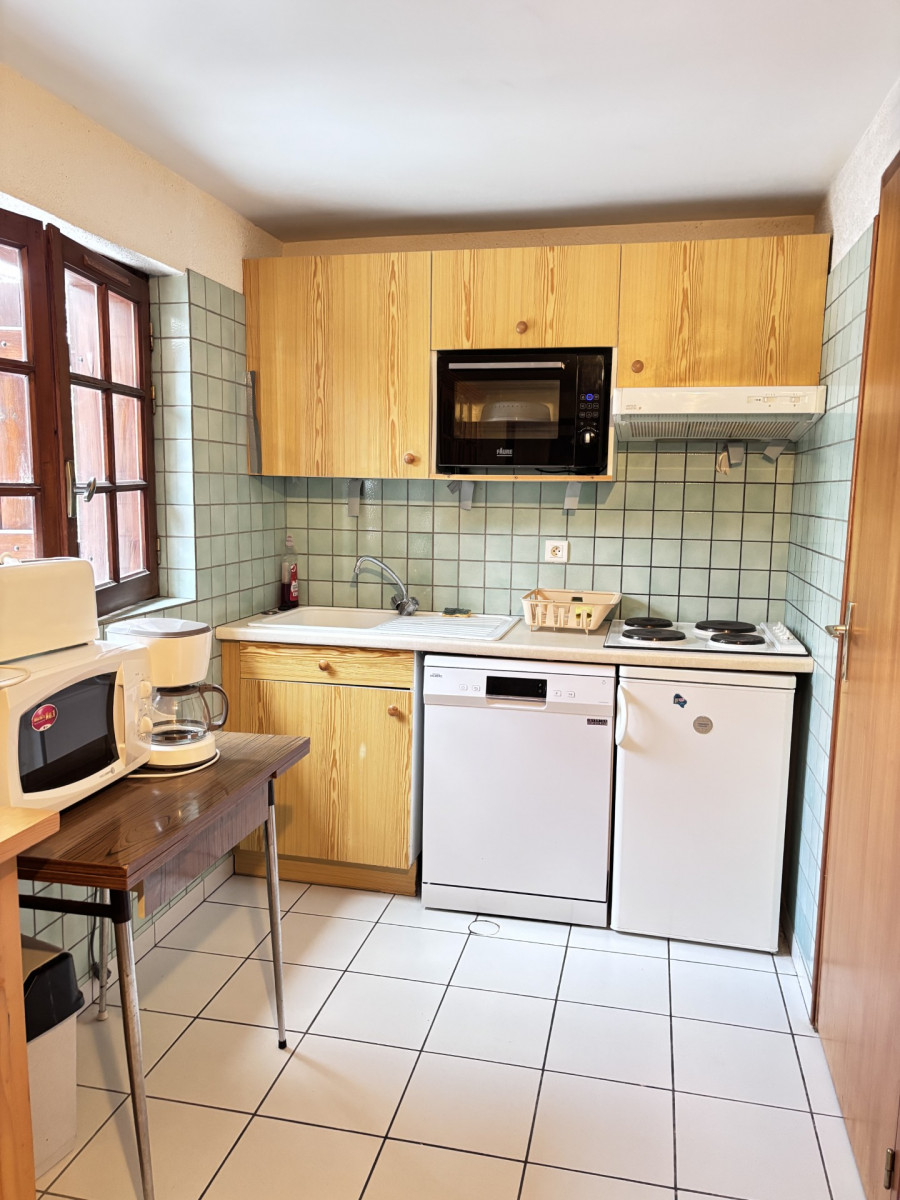 thumbnail-img-1570-2340905