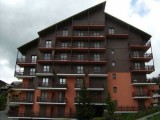 risoul-hebergement-soldanelles-36-vue-ext-batiment-otim-9911
