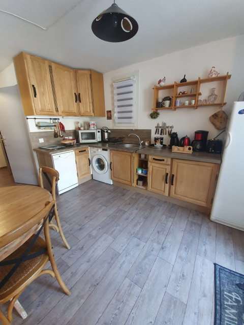 risoul_hebergement_century21_slp_immobilier_edelweissb5_cuisine risoul_hebergement_century21_slp_immobilier_edelweissb5_cuisine