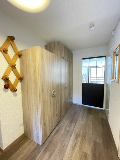 risoul_hebergement_century21_slp_immobilier_cimbroII31_entree risoul_hebergement_century21_slp_immobilier_cimbroII31_entree