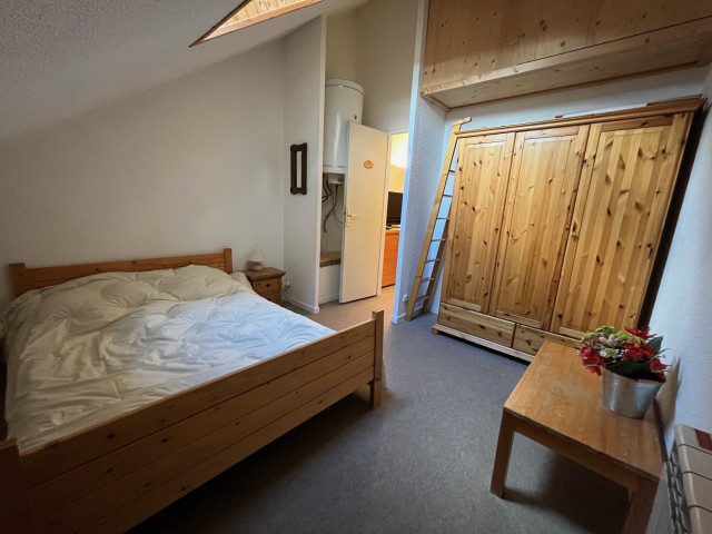 risoul_hebergement_century21_slp_immobilier_clarinesb1209_chambre_niveau_superieur risoul_hebergement_century21_slp_immobilier_clarinesb1209_chambre_niveau_superieur