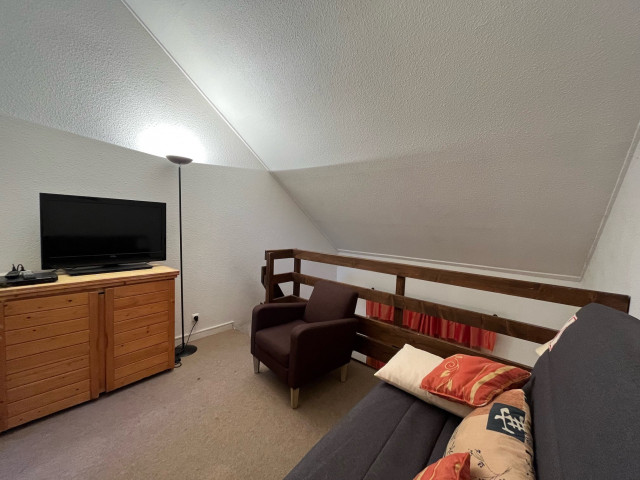risoul_hebergement_century21_slp_immobilier_clarinesb1209_niveau_superieur risoul_hebergement_century21_slp_immobilier_clarinesb1209_niveau_superieur