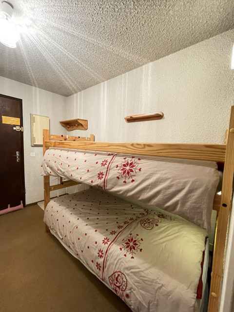 risoul_hebergement_century21_slp_immobilier_clematitesb23_coin_nuit risoul_hebergement_century21_slp_immobilier_clematitesb23_coin_nuit