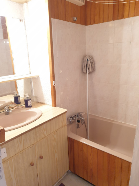 risoul_hebergement_century21_slp_immobilier_FlorinsII22_sejour risoul_hebergement_century21_slp_immobilier_FlorinsII22_sejour