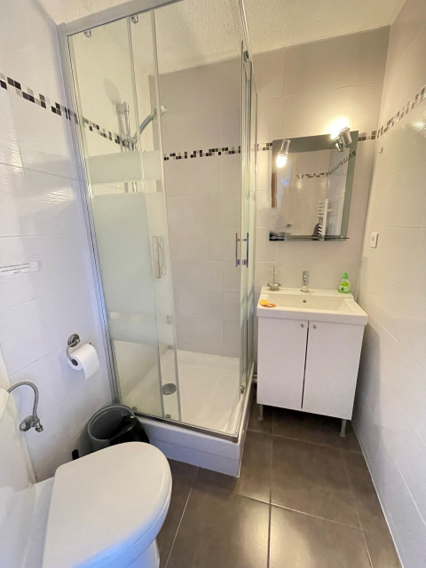 risoul_hebergement_century21_slp_immobilier_Chabrières I 27_salle de bain risoul_hebergement_century21_slp_immobilier_Chabrières I 27_salle de bain