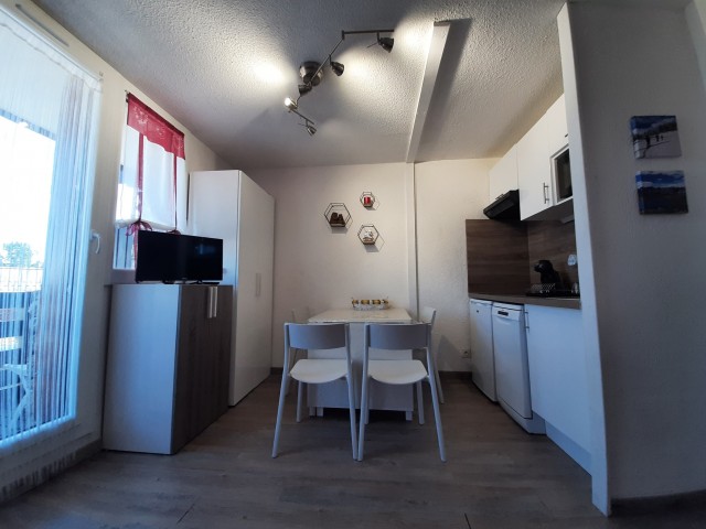 20220825-101113-476595 20220825-101113-476595