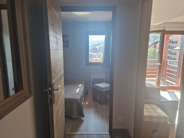 Deneb 35 - Vue depuis l'entrée de l'appartement
