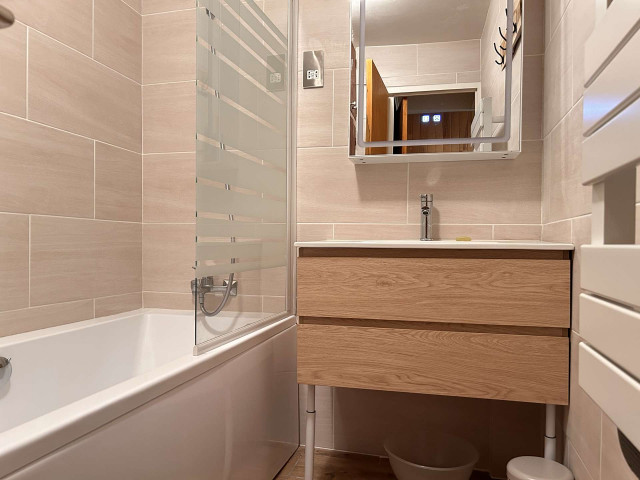 _clients_210560001_photos_10542l_2337789 _clients_210560001_photos_10542l_2337789