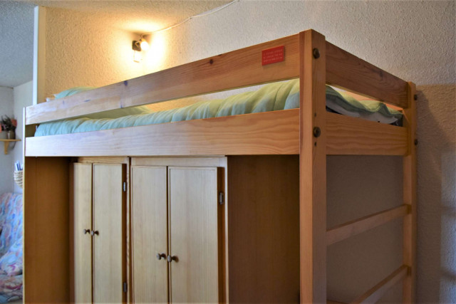 _clients_210560001_photos_10587h_2467479