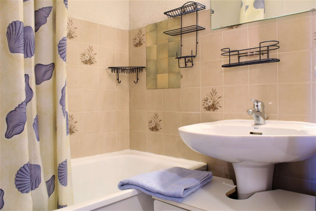 _clients_210560001_photos_10672l_2582407 _clients_210560001_photos_10672l_2582407