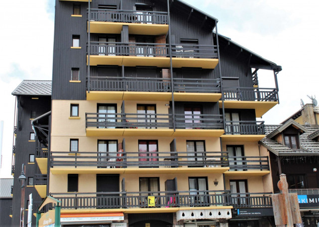 _clients_210560001_photos_10703v_2205533 _clients_210560001_photos_10703v_2205533