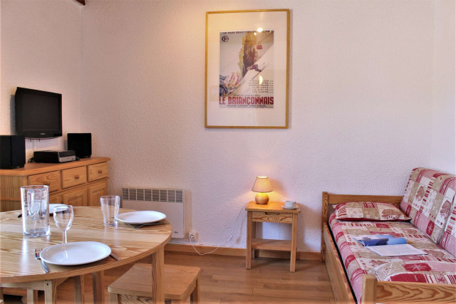 _clients_210560001_photos_10752a_2502247 _clients_210560001_photos_10752a_2502247