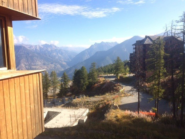 _clients_210560001_photos_10766r_2325203 _clients_210560001_photos_10766r_2325203