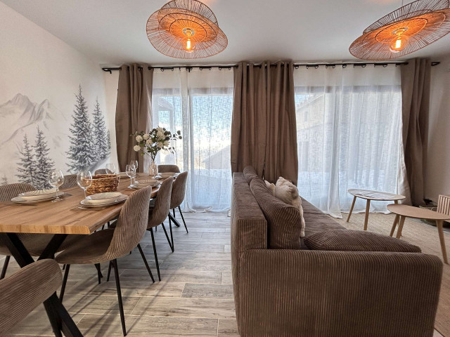 _clients_210560001_photos_23727w_2312631 _clients_210560001_photos_23727w_2312631