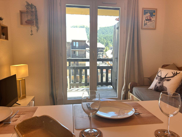 _clients_210560001_photos_25114v_2299675 _clients_210560001_photos_25114v_2299675