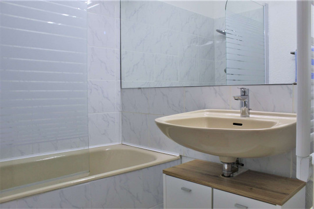 _clients_210560001_photos_25599l_2361667