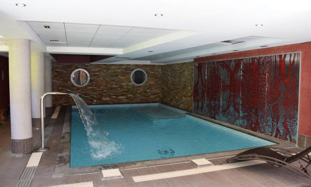 _ws-photos_FRANCE_risoul_residences_residence-antares-maeva-home_appartement-au-pieds-des-pistes-vue-montagne-coin-cabine-2-pieces-6-personnes-confort_11_2678415