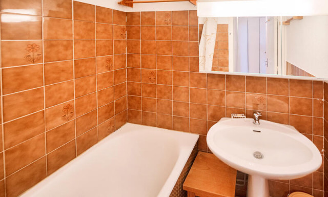 _ws-photos_FRANCE_risoul_residences_residence-christiana-maeva-home_studio-coin-cabine-vue-montagne-4-personnes-budget_12_2678487