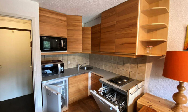 _ws-photos_FRANCE_risoul_residences_residence-florins-maeva-home_appartement-au-pied-des-pistes-vue-montagne-2-pieces-4-personnes-budget_2_3392026