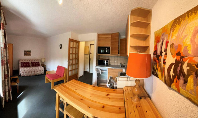 _ws-photos_FRANCE_risoul_residences_residence-florins-maeva-home_appartement-au-pied-des-pistes-vue-montagne-2-pieces-4-personnes-budget_3_3375212