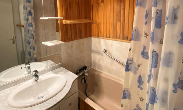_ws-photos_FRANCE_risoul_residences_residence-florins-maeva-home_appartement-au-pied-des-pistes-vue-montagne-2-pieces-4-personnes-budget_6_3375214