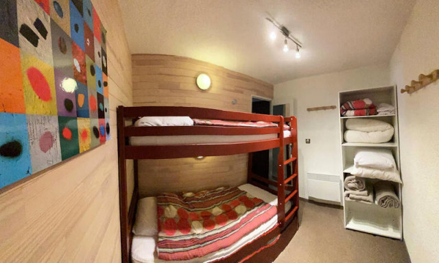 _ws-photos_FRANCE_risoul_residences_residence-le-cesier-maeva-home_appartement-au-pied-des-pistes-vue-montagne-2-pieces-4-personnes-selection_4_2579830